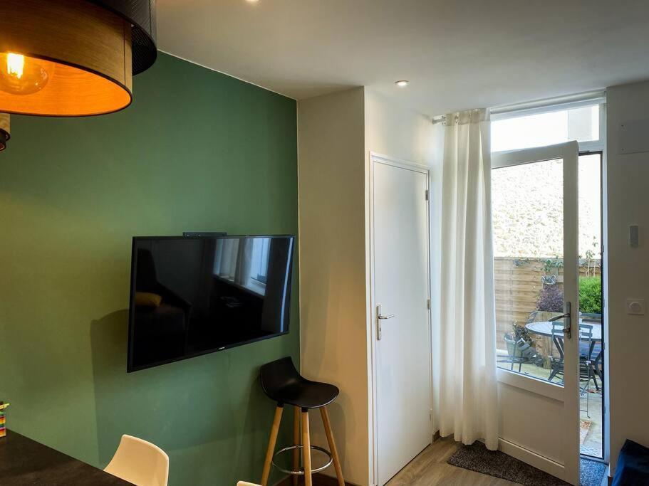 Apt Rdc Avec Sa Terrasse Privee Сен Мало Екстериор снимка